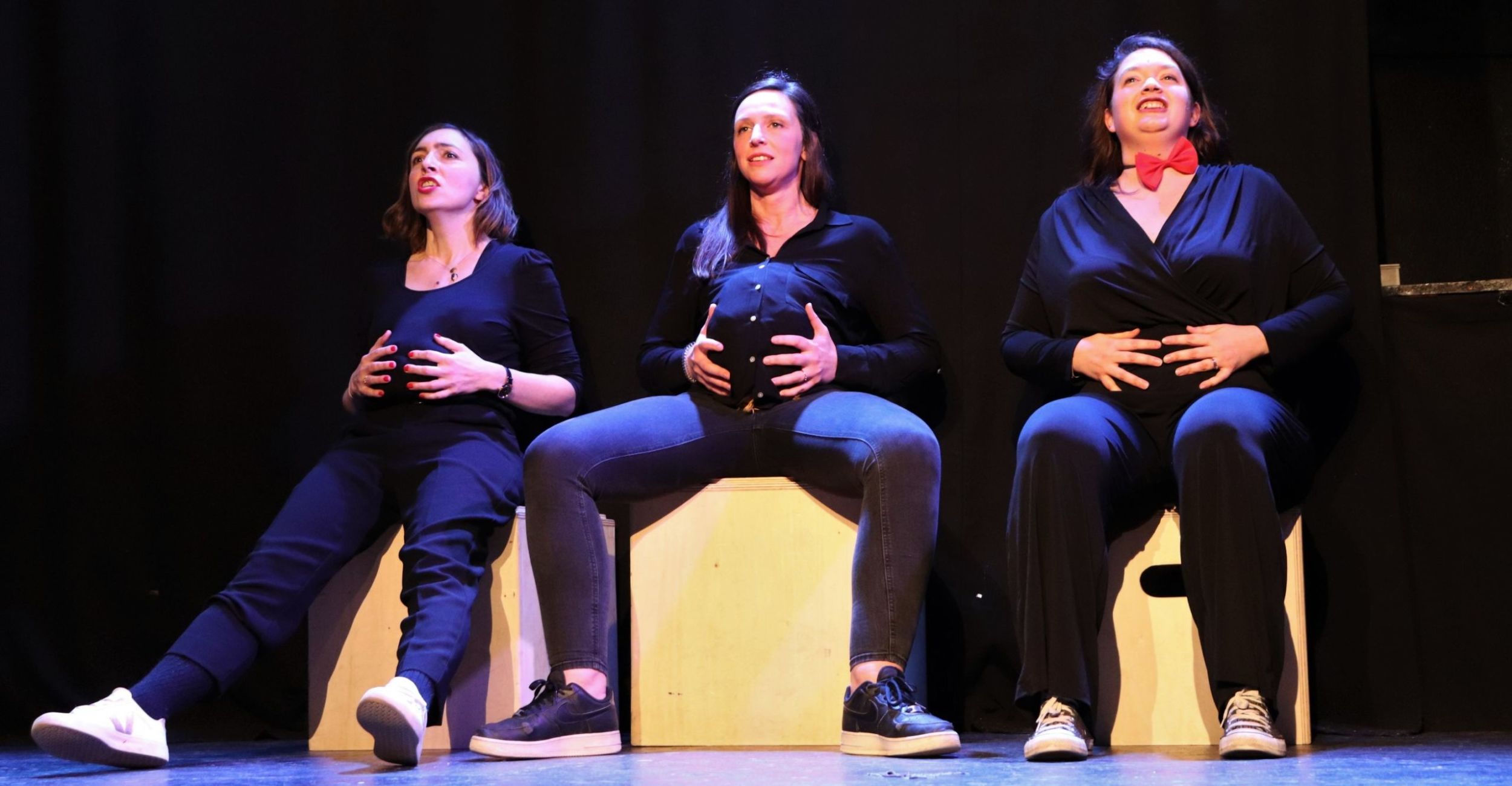 Comédiennes des Ladies Improvisent spectacle d'improvisation de la compagnie des travaux finis à La Fabrique à Impros Nantes