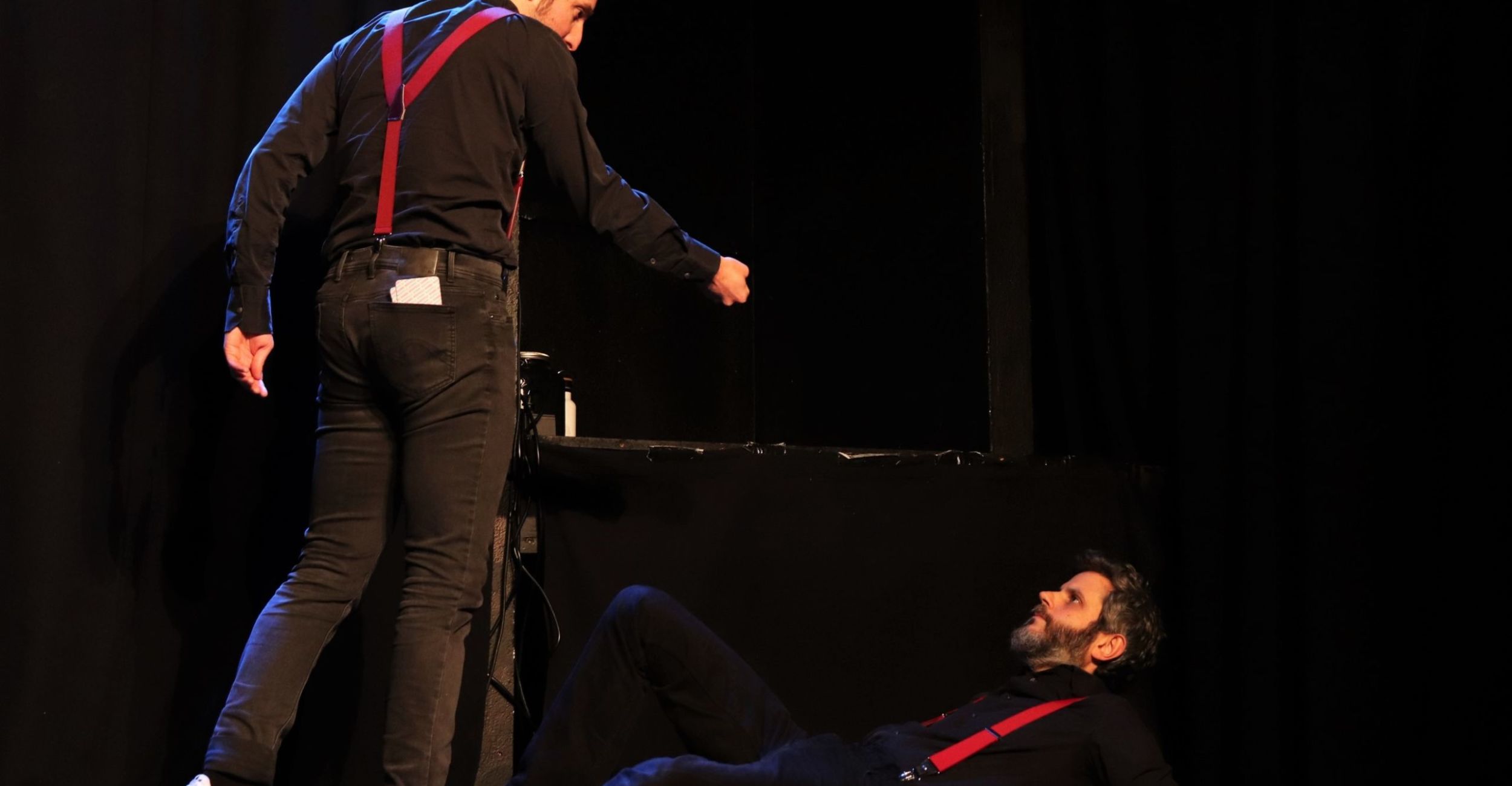 Comédiens de Nouvelle donne spectacle d'improvisation de la compagnie Live comedy prod à La Fabrique à Impros Nantes